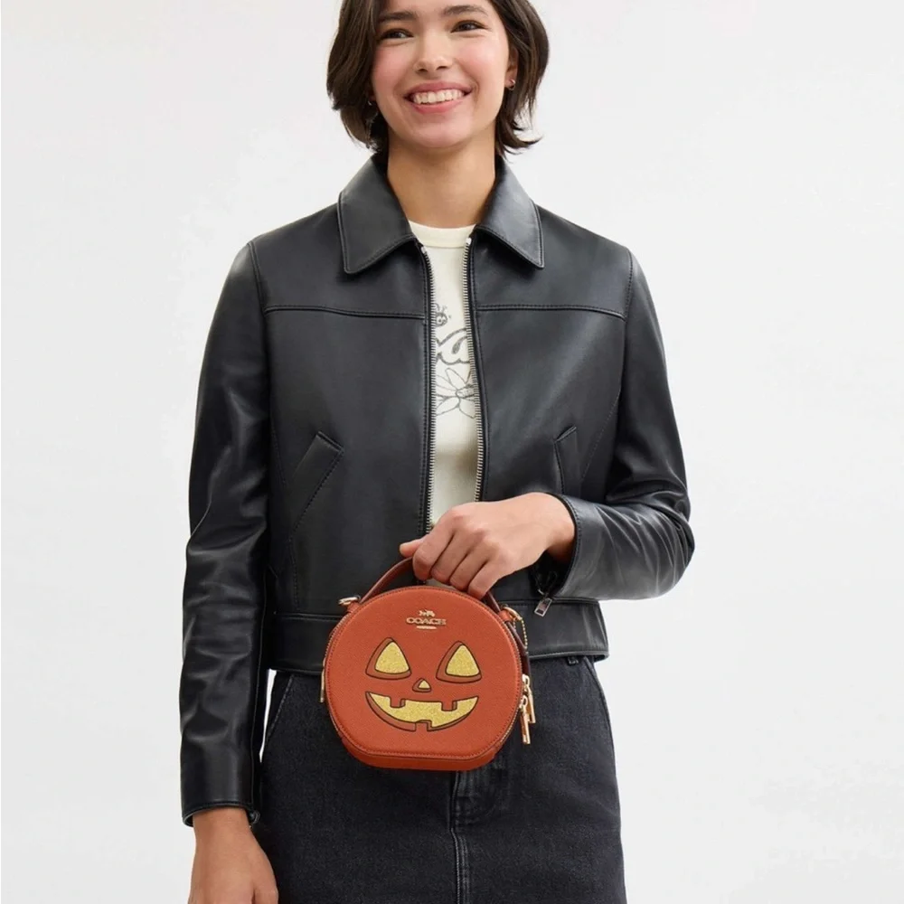 NWT Coach Canteen Crossbody Bag With Halloween Pumpkin Print CW468 - Picture 12 of 12